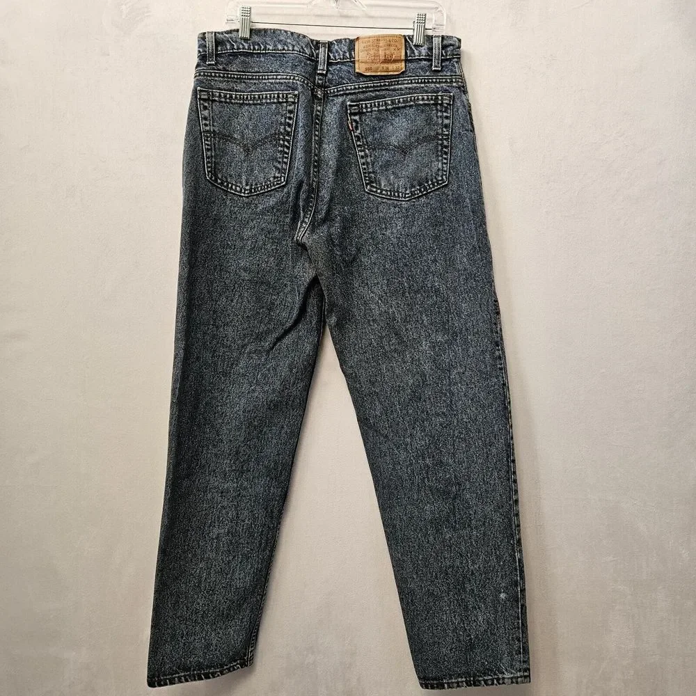 Levis size tag